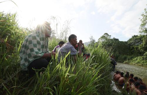 BERSUNAT SUKU KAUM JAHUT