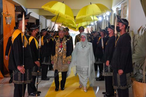 AL-SULTAN ABDULLAH RI'AYATUDDIN AL-MUSTAFA BILLAH SHAH