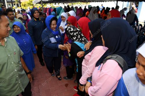 PH20_06052018_ROSMAH_MANSOR