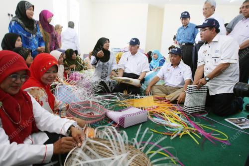 PH20_09022011_PM