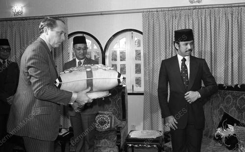 SULTAN AHMAD SHAH AL-MUSTAIN BILLAH