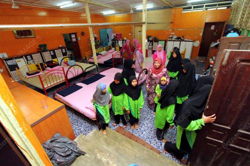 PH20_15112013_BAITUL_HUSNA