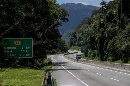 TINJAUAN LEBUHRAYA PANTAI TIMUR