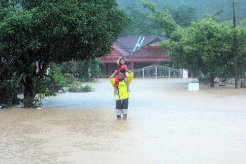 PH20_23122014_BANJIR