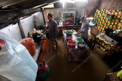PH20_30012017_KEDAI_BANJIR