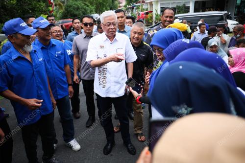 DATUK SERI ISMAIL SABRI YAAKOB