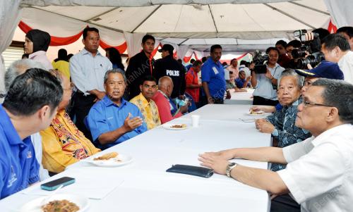 PH21_02032012_MUHYIDDIN