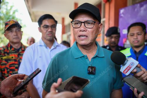 DATUK SERI WAN ROSDY WAN ISMAIL