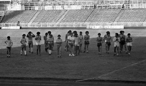 PH21_14012015_LATIHAN_BOLA