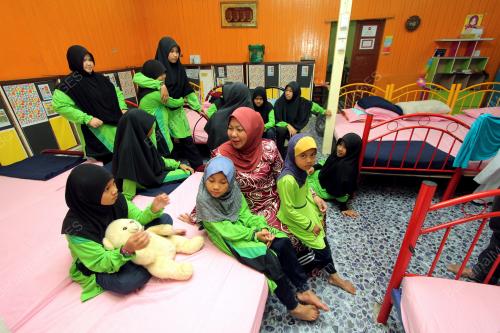 PH21_15112013_BAITUL_HUSNA