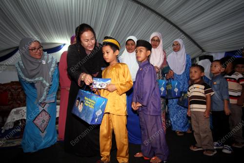 PH21_17062017_ROSMAH