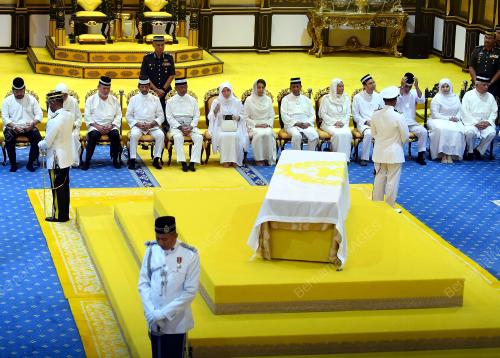 PH21_23052019_AGONG