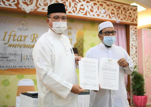 DATUK SERI WAN ROSDY WAN ISMAIL