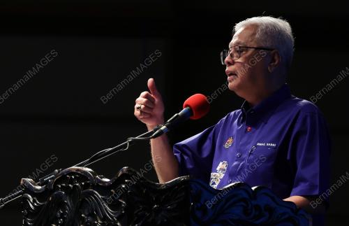DATUK SERI ISMAIL SABRI YAAKOB