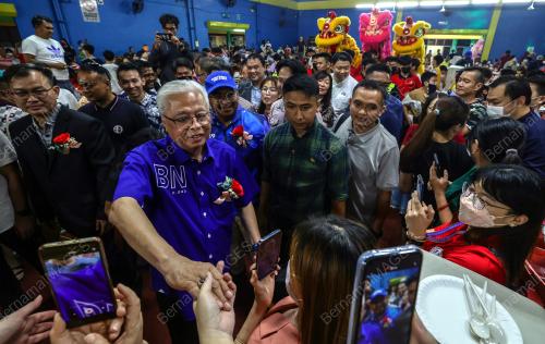 DATUK SERI ISMAIL SABRI YAAKOB