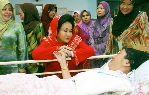 DATIN SERI ROSMAH MANSOR