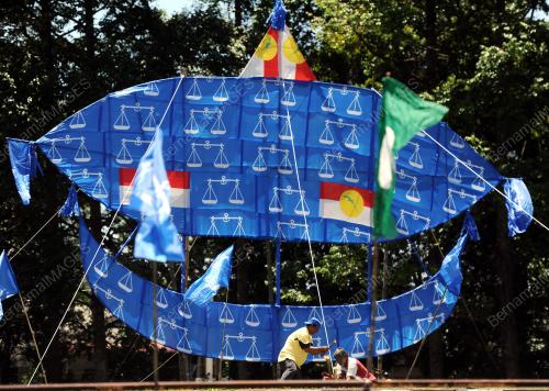 PH22_28042015_BENDERA_WAU