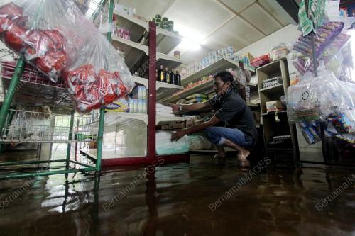 PH23_04122013_BANJIR