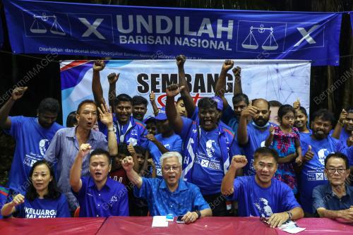 DATUK SERI ISMAIL SABRI YAAKOB