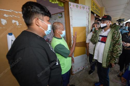 DATUK SERI ISMAIL SABRI YAAKOB