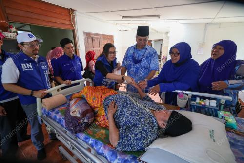 TAN SRI ANNUAR MUSA