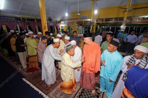 PH23_12072015_NAJIB
