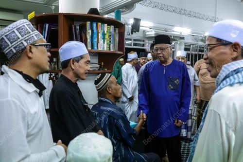 DATUK SERI ISMAIL SABRI YAAKOB