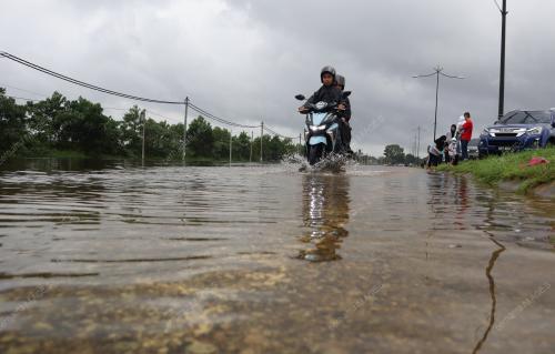TINJAUAN BANJIR DI KUANTAN