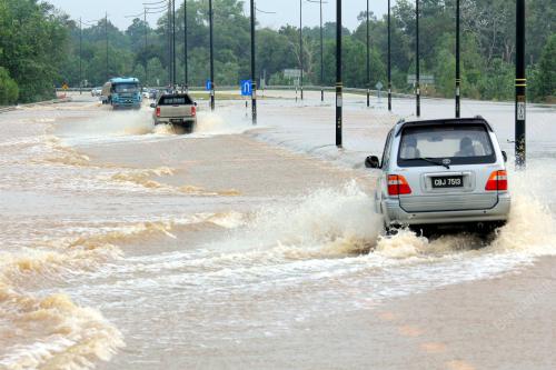 PH24_01012015_BANJIR