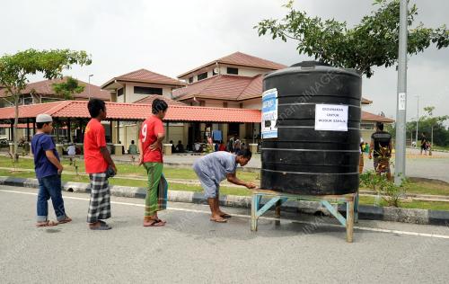 PH24_02012015_BANJIR