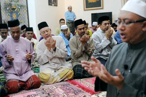 PH24_04052013_PM_SOLAT_HAJAT