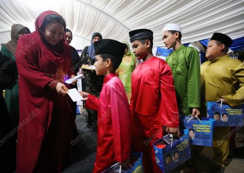 PH24_04072015_ROSMAH