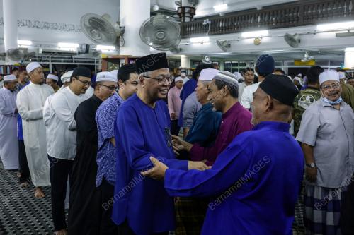 DATUK SERI ISMAIL SABRI YAAKOB