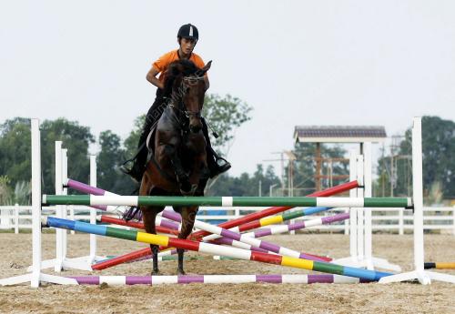PH24_21062012_EKUASTRIAN