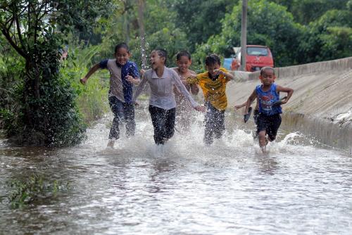 PH25_20122014_SURUT