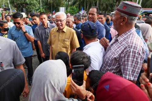DATUK SERI ISMAIL SABRI YAAKOB