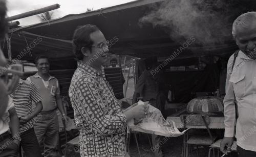 MOHD. NAJIB TUN ABDUL RAZAK