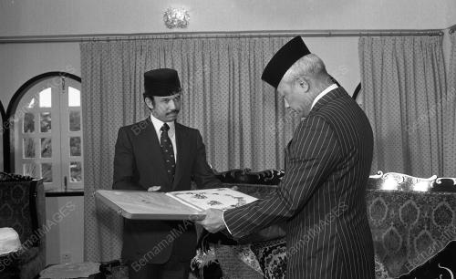 SULTAN AHMAD SHAH AL-MUSTAIN BILLAH