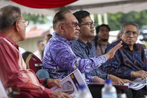 DATUK SERI ANWAR IBRAHIM