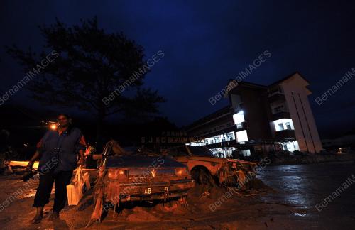 PH27_23102013_BANJIR