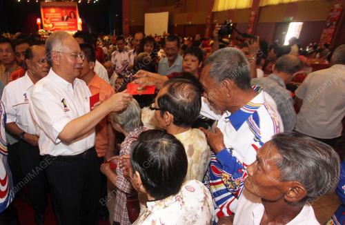 PH27_26022011_NAJIB_CNY
