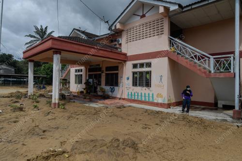 KESAN BANJIR KAWASAN MARAN