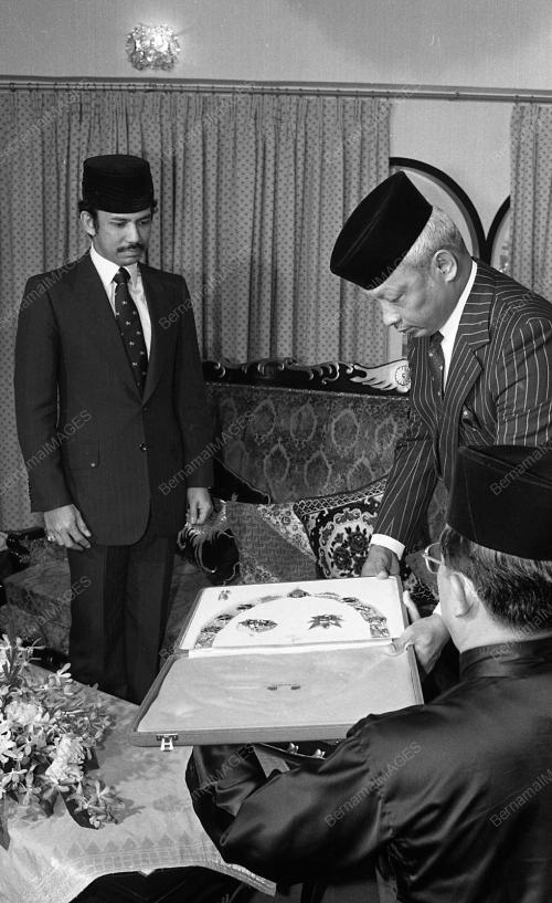 SULTAN AHMAD SHAH AL-MUSTAIN BILLAH