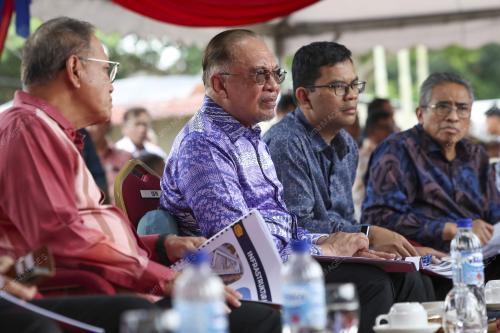 DATUK SERI ANWAR IBRAHIM