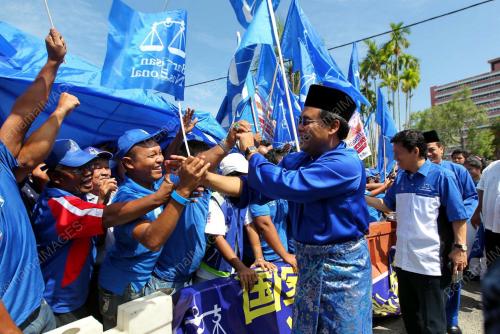 PH31_20042013_PENCALONAN
