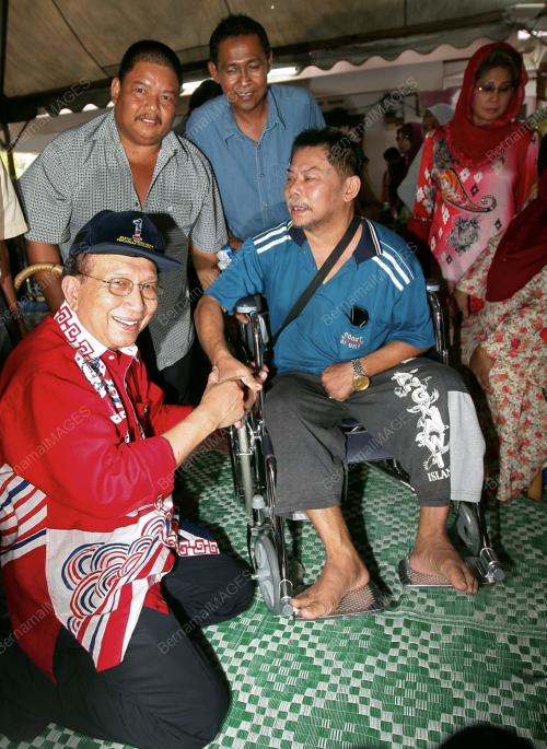 PH33_01032011_RAIS_YATIM