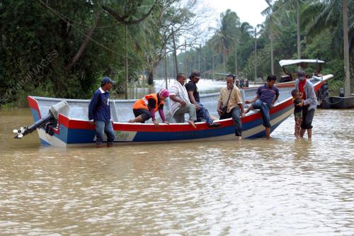 PH33_02012015_BANJIR