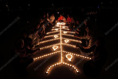 PH33_19032016_EARTH_HOUR