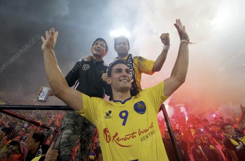 PH33_19102013_BOLA