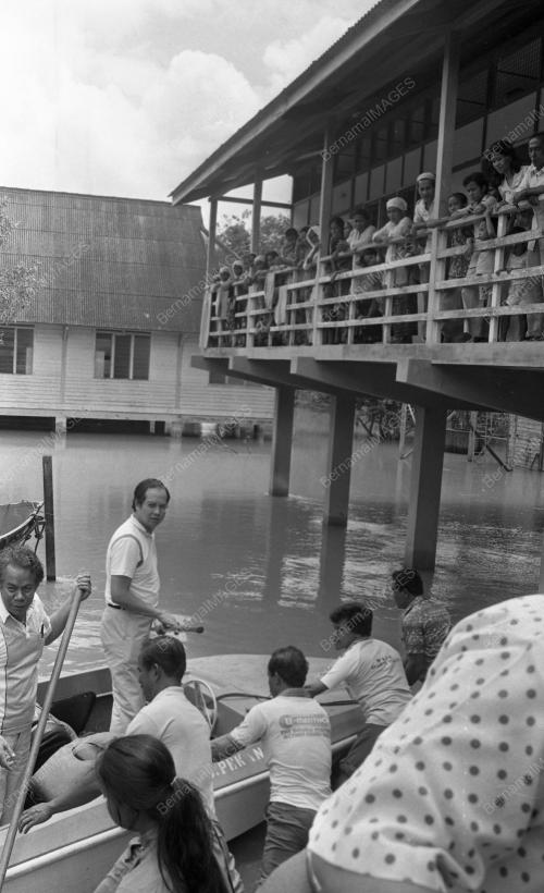 PH34_09032015_NAJIB_BANJIR